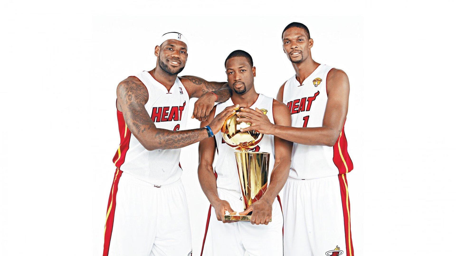 电竞世界杯盛大开幕 全球顶尖战队争夺荣耀